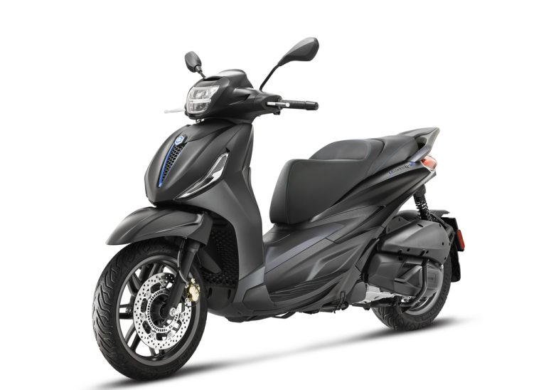 Piaggio_Beverly-S_310_Nero-Meteora_3-4-ant-sx-1024x909-1024x1024